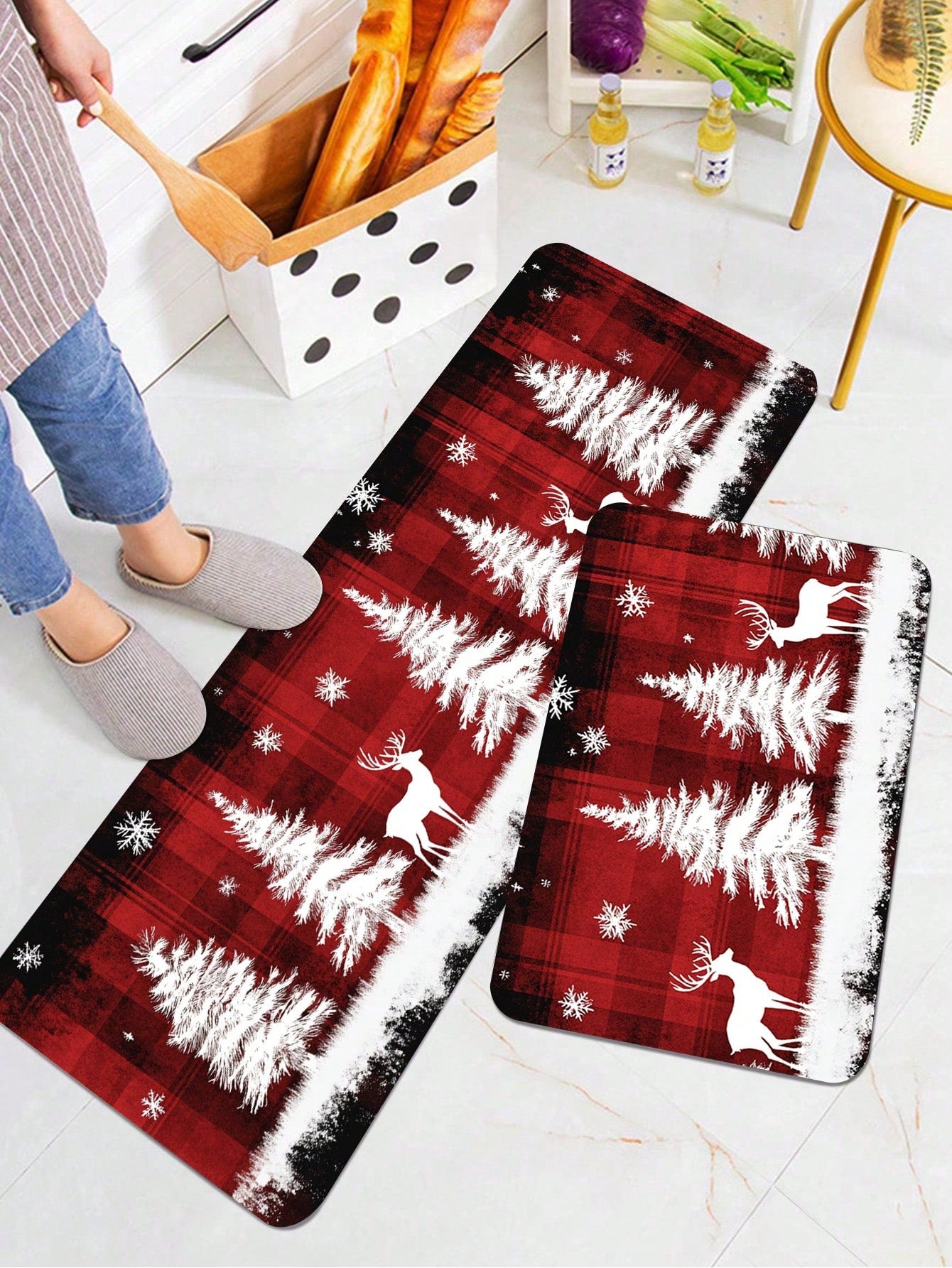 Christmas Tree Printed Kitchen Carpet - Non Slip, Durable, Machine Washable Entrance Mat, Suitable For Home, Office, Laundry - Quick Drying, Comfortable Bracket Design, Made Of Thick Flannel Material White