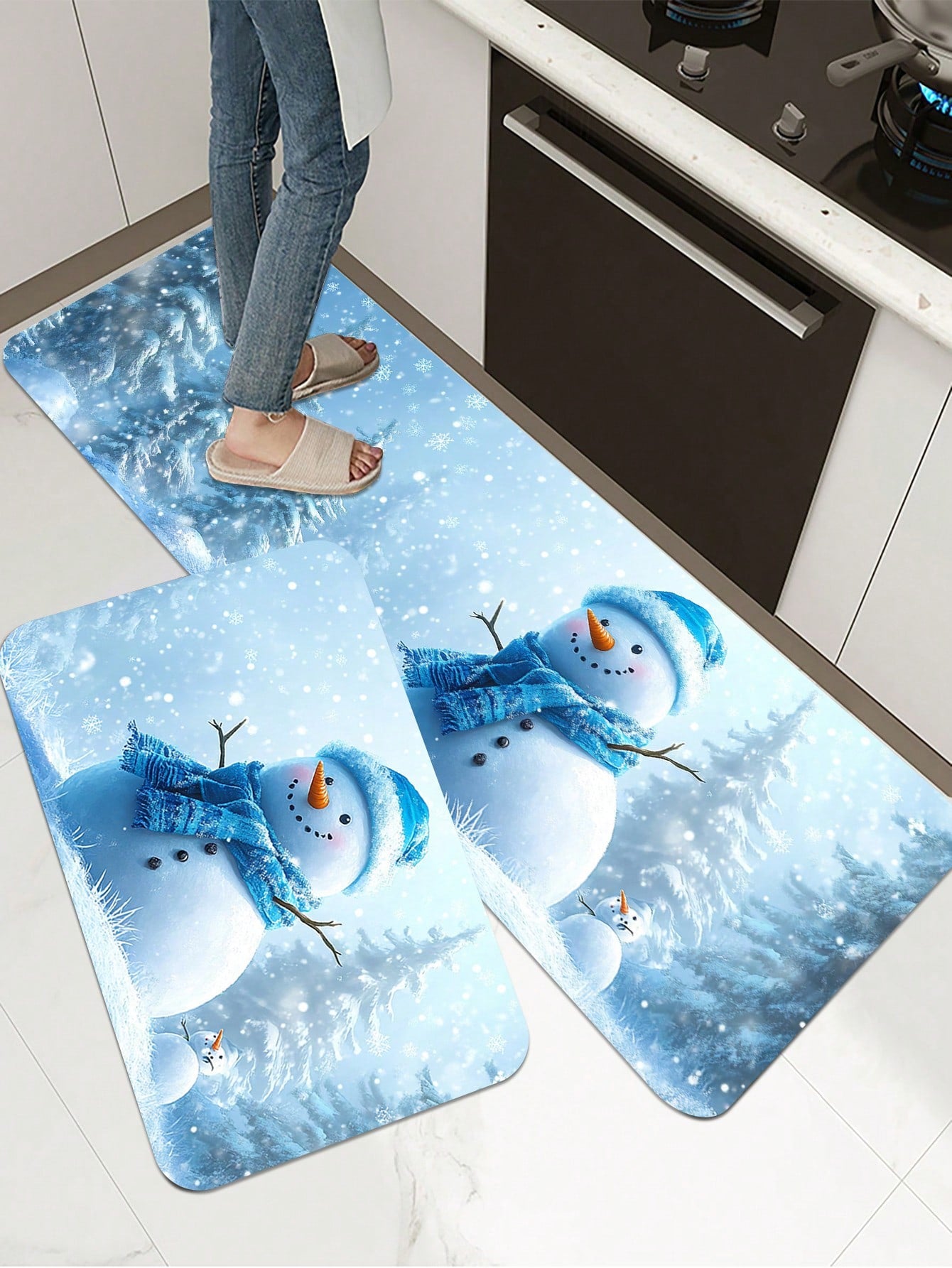 1 Piece Of Christmas Printed Kitchen Carpet - Non Slip, Durable, Machine Washable Entrance Mat, Suitable For Homes, Offices, Laundry Rooms - Quick Drying, Comfortable Stand Design, Made Of Thick Flannel Material Baby Blue