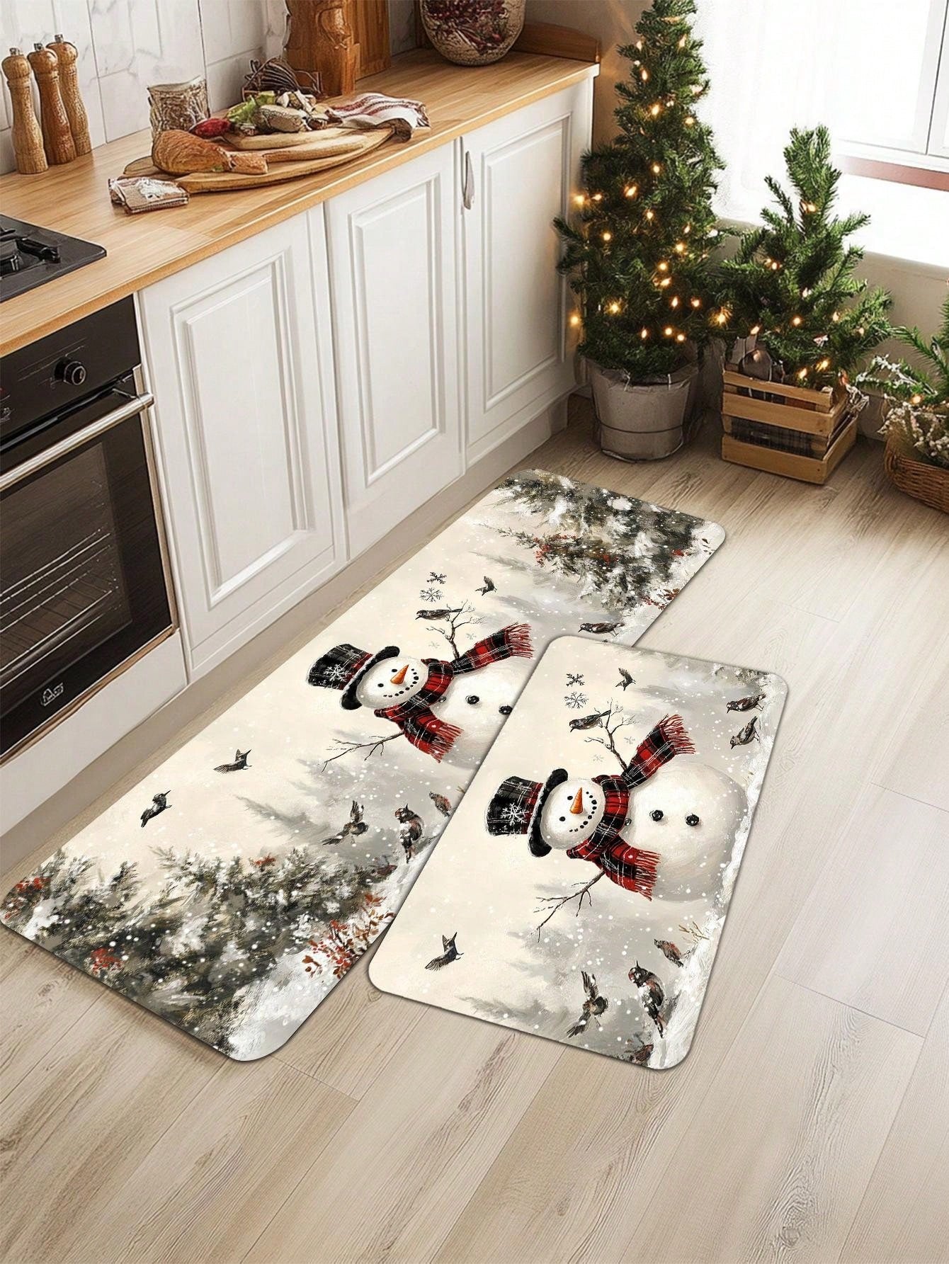 1/2 Pieces Spanish Christmas Kitchen Carpet Set, Feliz Christmas, Comfortable Christmas Element Patterned Door Mat, Machine Washable, Non Slip, Soft Polyester Mat, Used For Home Vacation Decoration, Christmas Decoration Beige